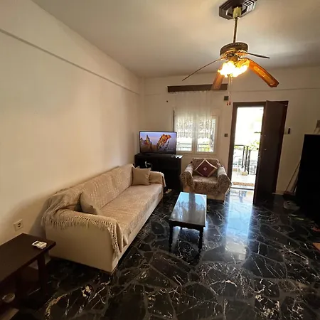 Family Maisonette Near The Sea Flogita