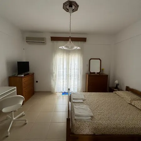 Semesterbostad Family Maisonette Near The Sea Flogita