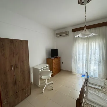 Family Maisonette Near The Sea Semesterbostad