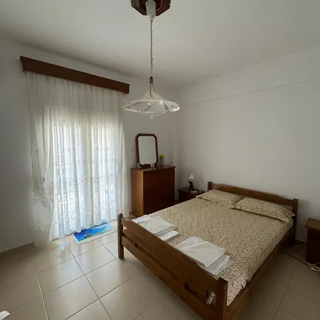 Family Maisonette Near The Sea Semesterbostad Flogita