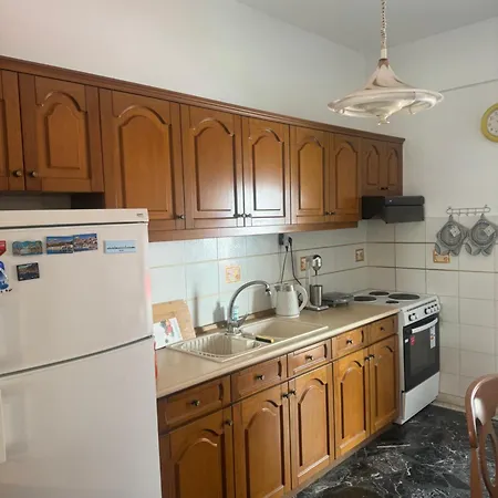 Family Maisonette Near The Sea Semesterbostad Flogita