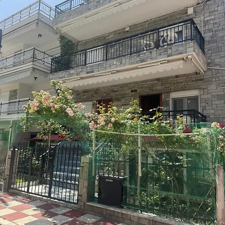 Family Maisonette Near The Sea *